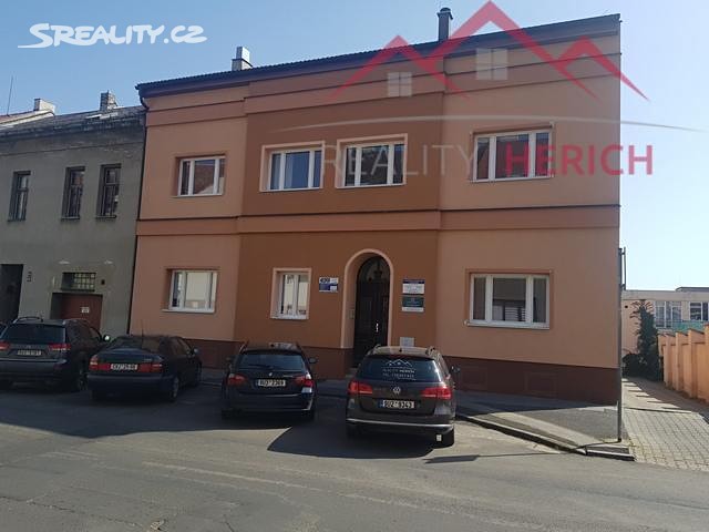 Pronájem bytu 1+1 50 m², Husova, Chomutov