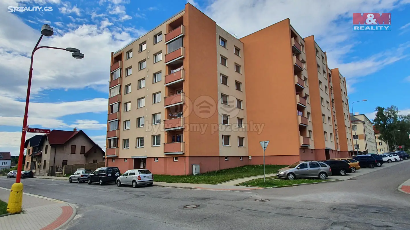 Pronájem bytu 1+1 38 m², Taussigova, Hlinsko