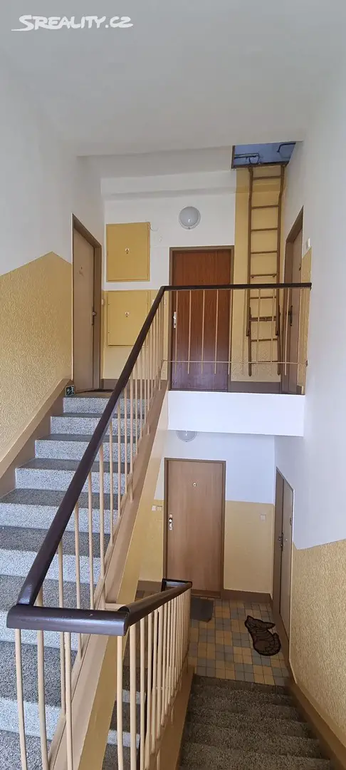 Pronájem bytu 1+1 37 m², Palackého náměstí, Karlovy Vary