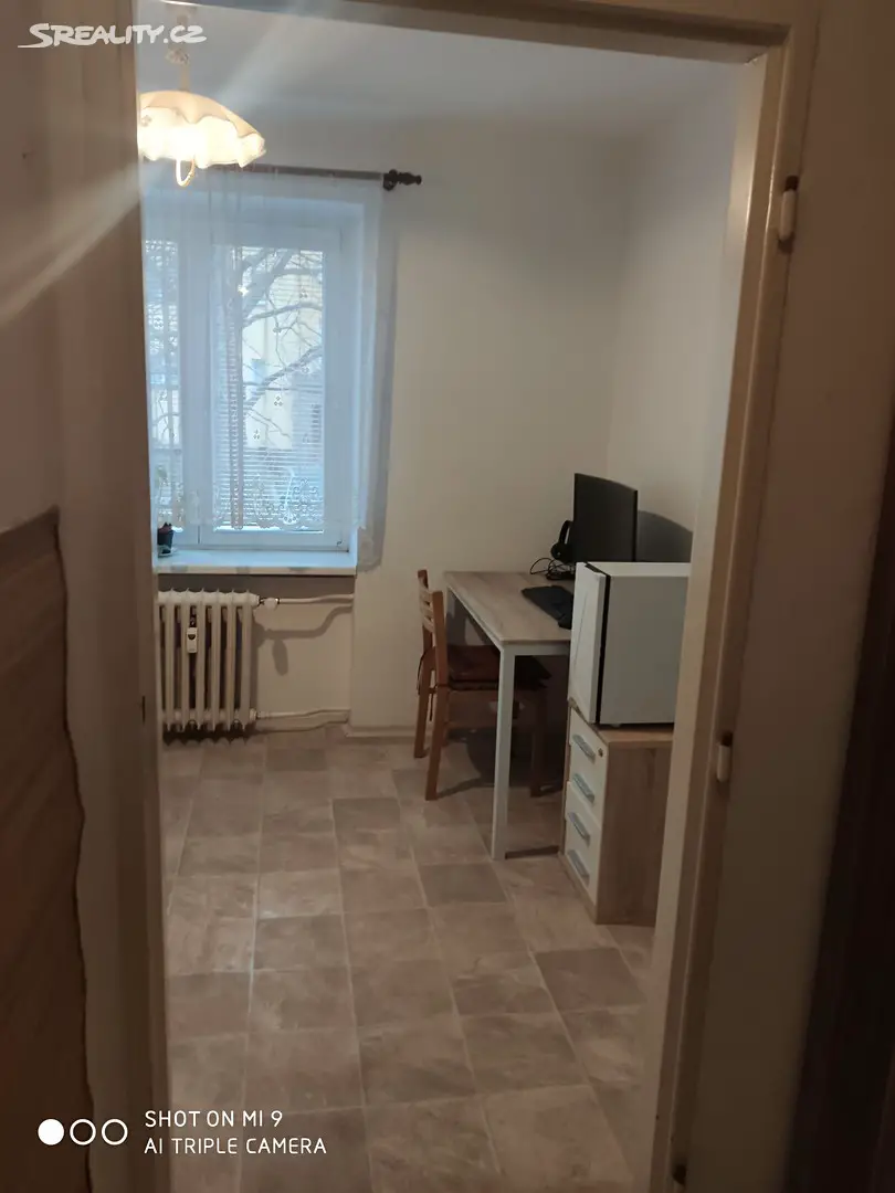Pronájem bytu 1+1 34 m², Dašická, Pardubice - Bílé Předměstí