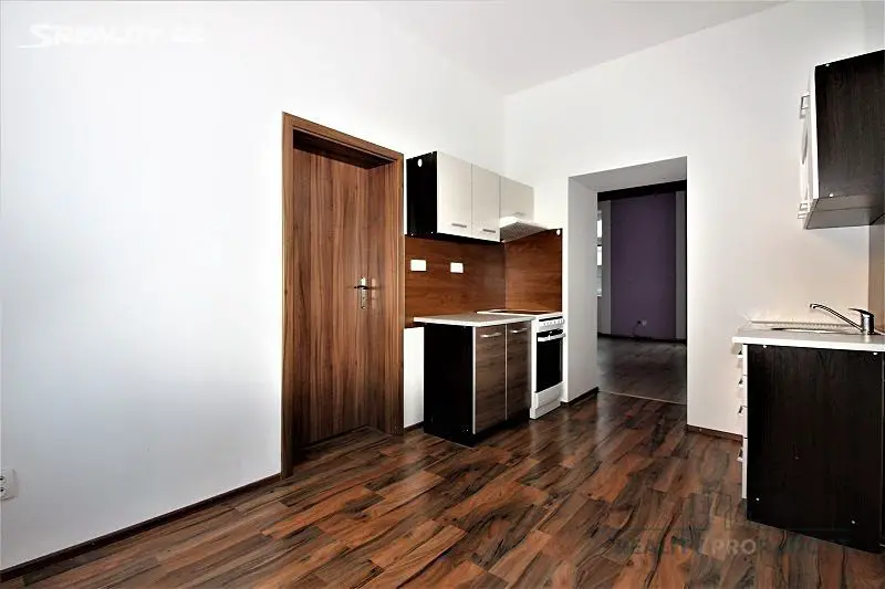 Pronájem bytu 1+1 67 m², Havlíčkova, Znojmo