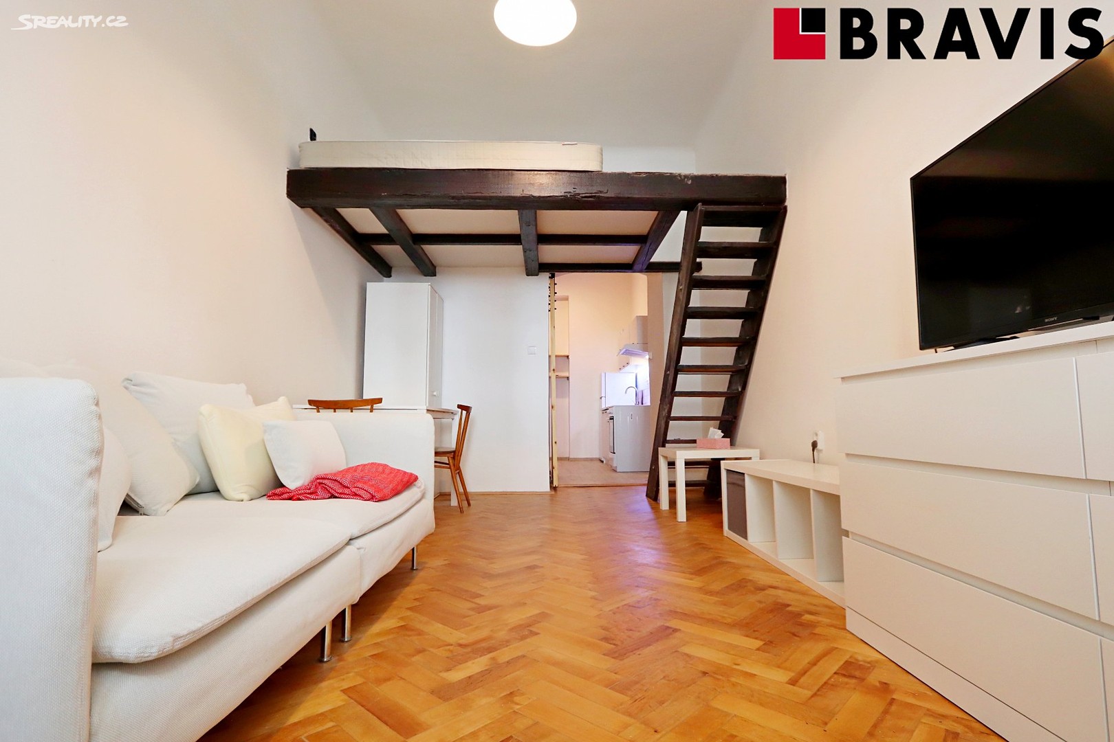 Pronájem bytu 1+kk 32 m², Bezručova, Brno - Staré Brno