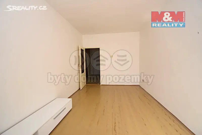 Pronájem bytu 2+1 65 m², Nádražní, Dlouhoňovice