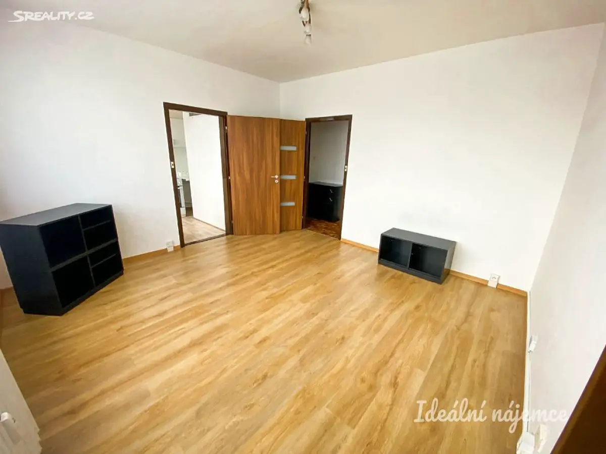 Pronájem bytu 2+1 46 m², Miroslava Bajera, Ostrava - Poruba