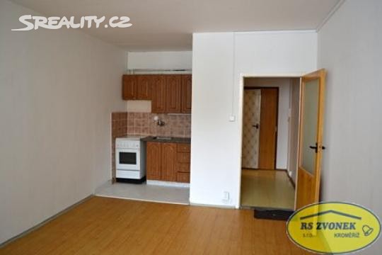 Pronájem bytu 2+kk 42 m², Družba, Hulín