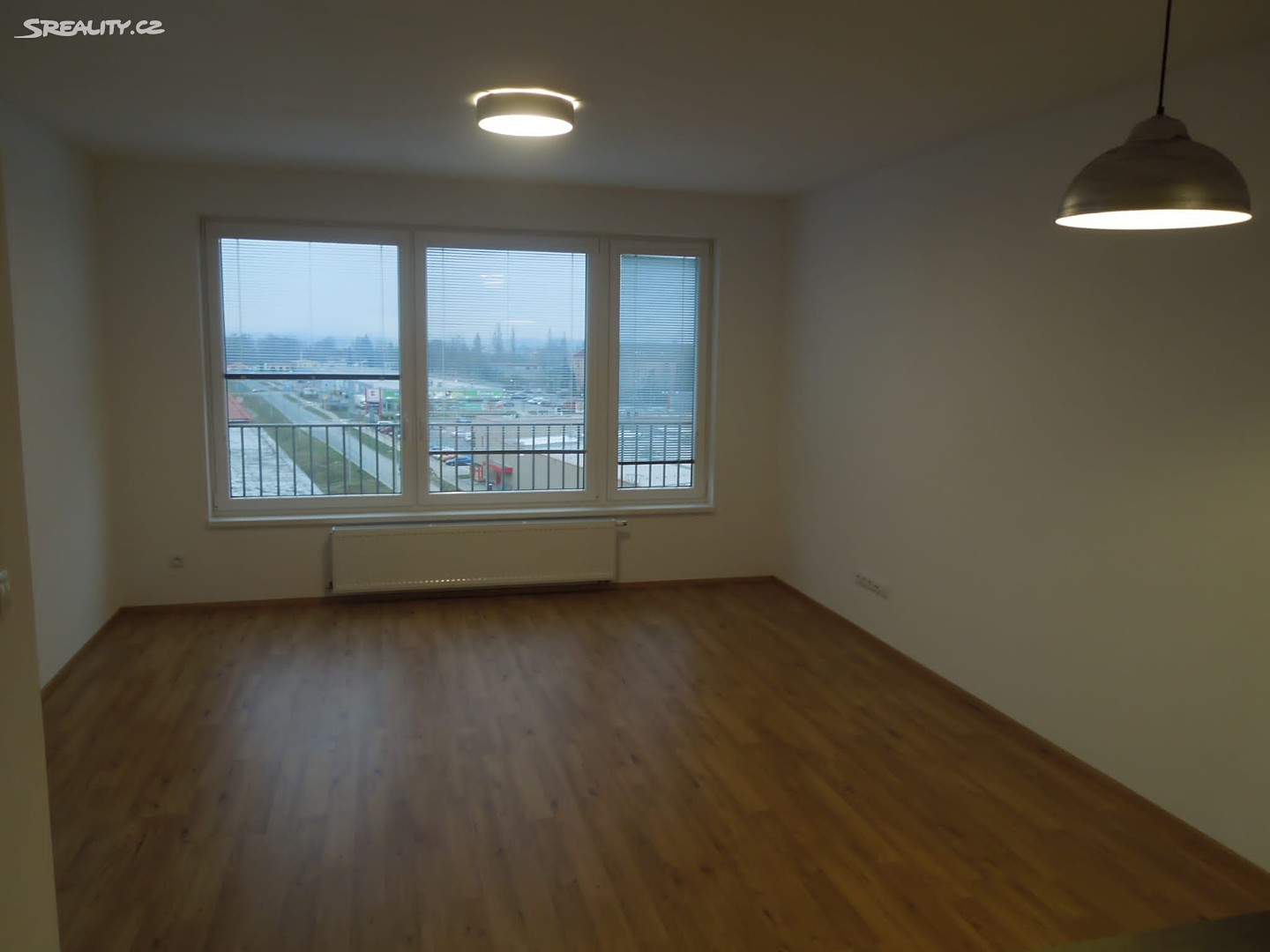 Pronájem bytu 2+kk 68 m², Pod Vinicí, Pardubice - Zelené Předměstí