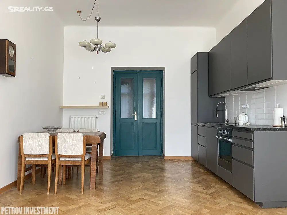 Pronájem bytu 2+kk 54 m², Kubova, Praha 8 - Karlín