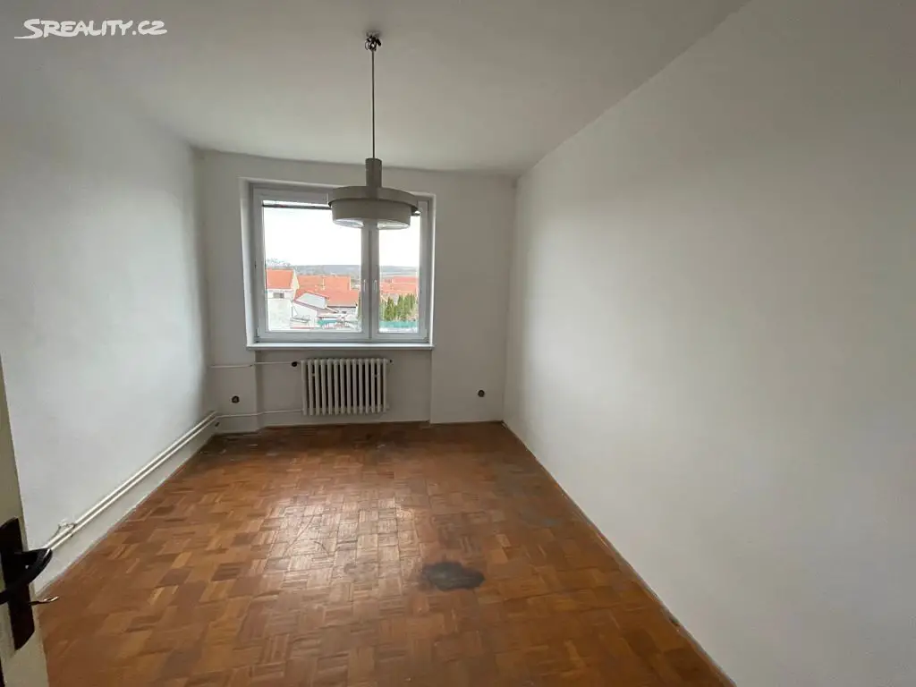 Pronájem bytu 3+1 74 m², V Humnech, Kunovice