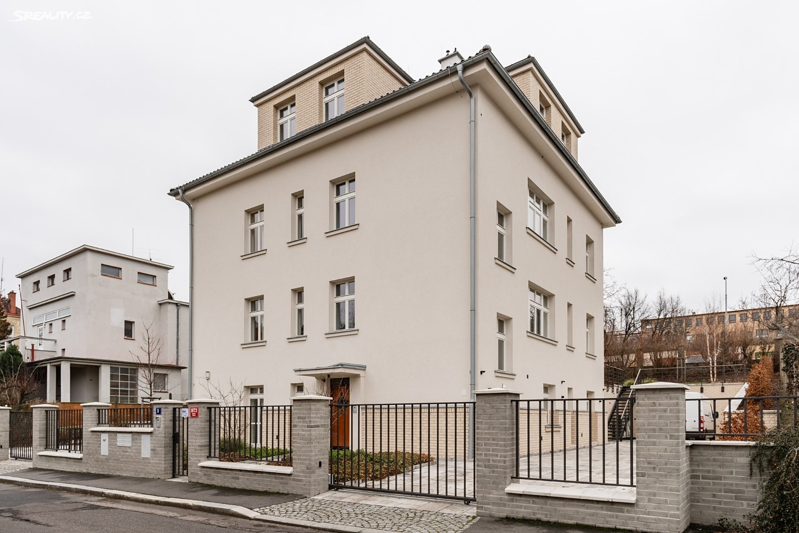 Pronájem bytu 3+1 109 m², České družiny, Praha - Dejvice