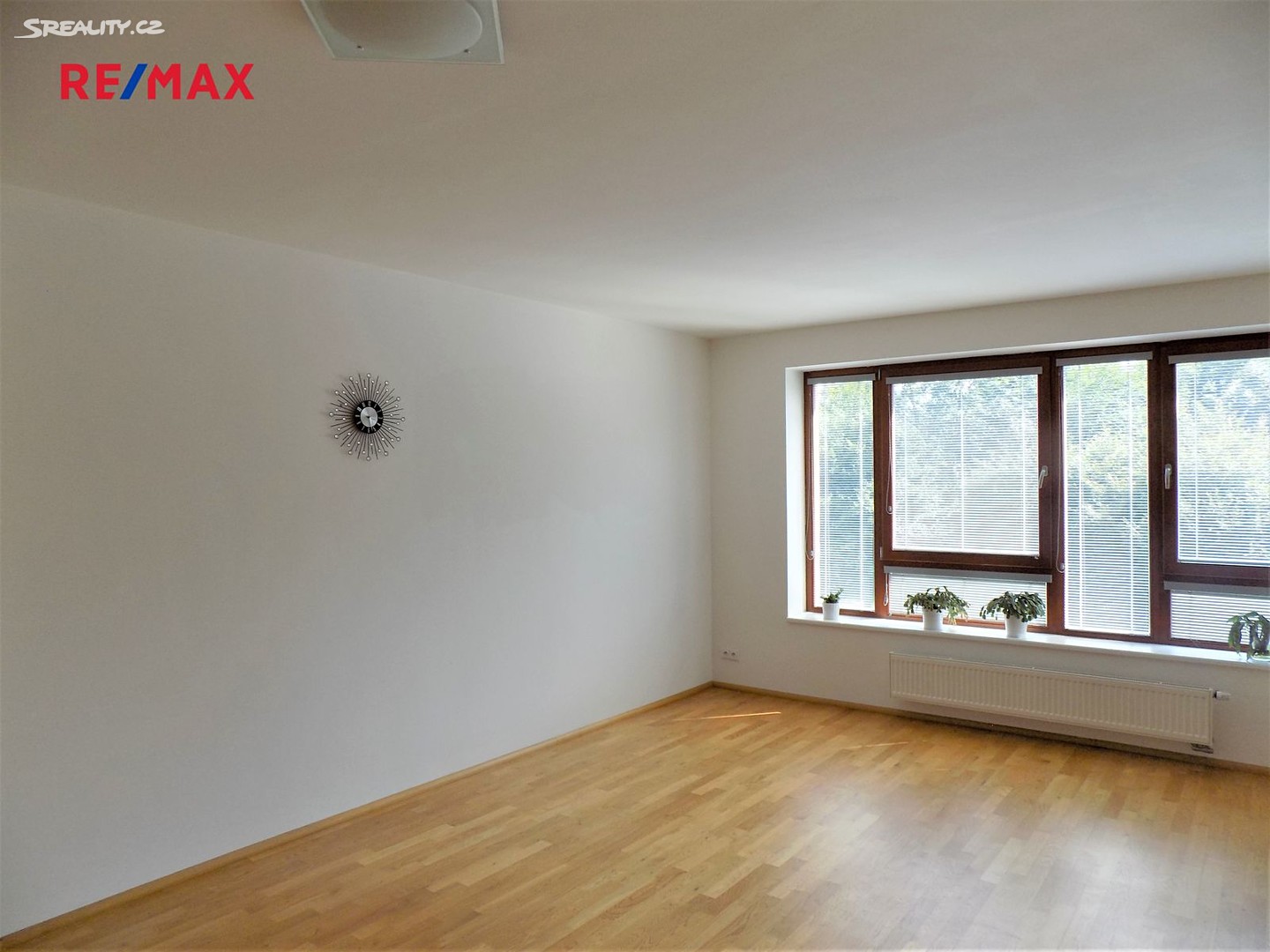 Pronájem bytu 3+kk 108 m², Náměstí Na Sádkách, Dolní Břežany