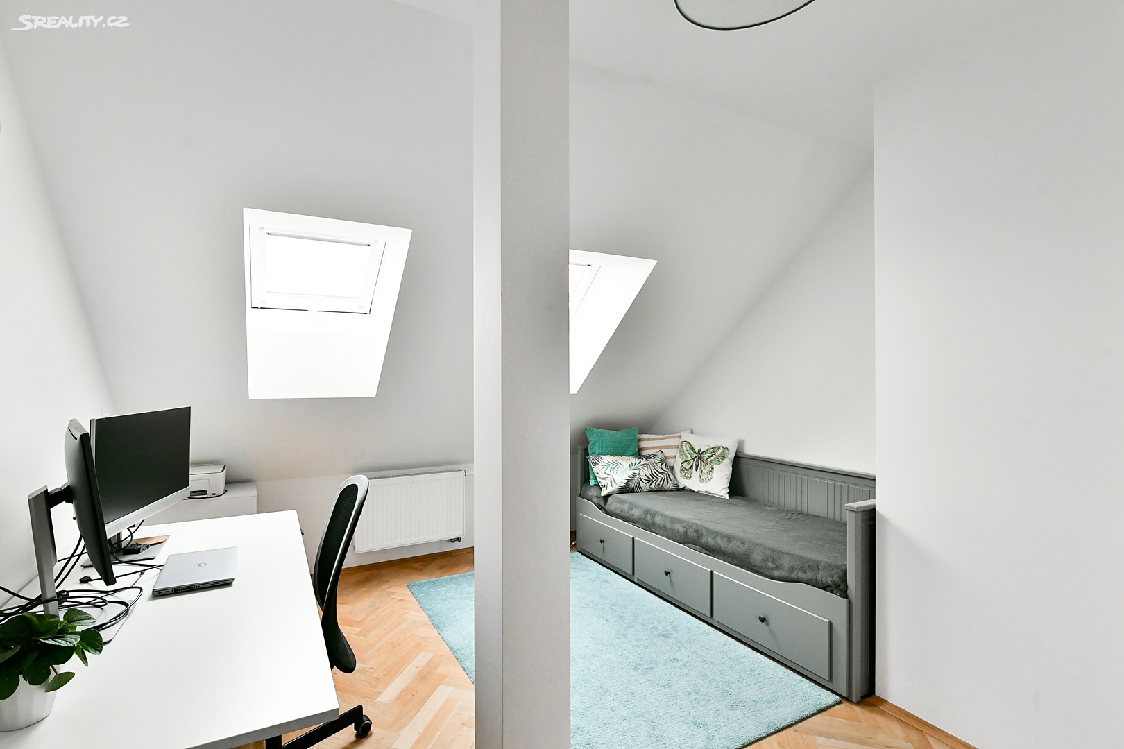 Pronájem bytu 3+kk 91 m² (Podkrovní), Korunovační, Praha 7 - Bubeneč