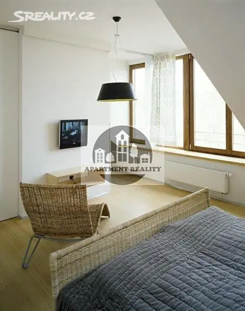 Pronájem bytu 3+kk 104 m² (Podkrovní), Kotěrova, Praha 6 - Dejvice