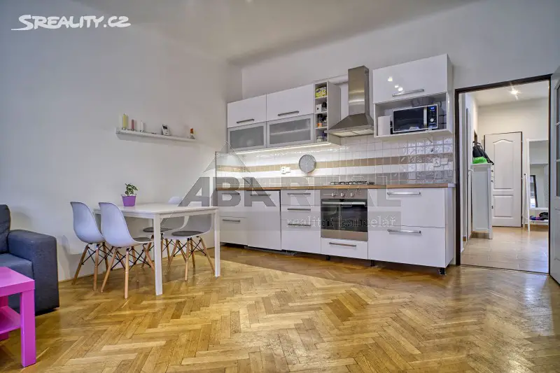 Pronájem bytu 3+kk 83 m², Sudoměřská, Praha 3 - Žižkov