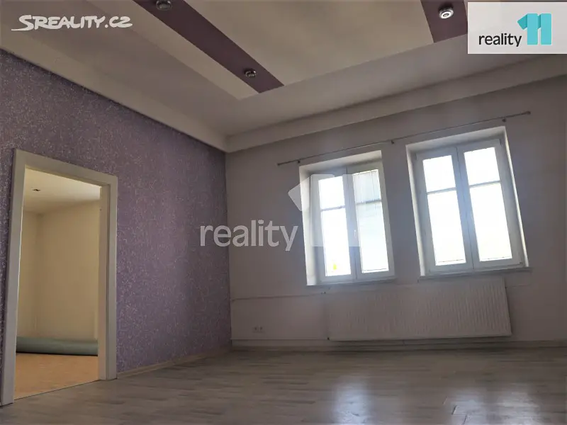 Pronájem bytu 2+1 90 m², Mojmírovců, Ostrava - Mariánské Hory