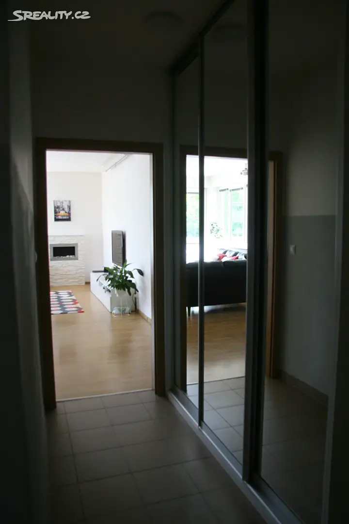 Prodej bytu 3+kk 94 m², Wiesenthalova, Praha 5 - Řeporyje