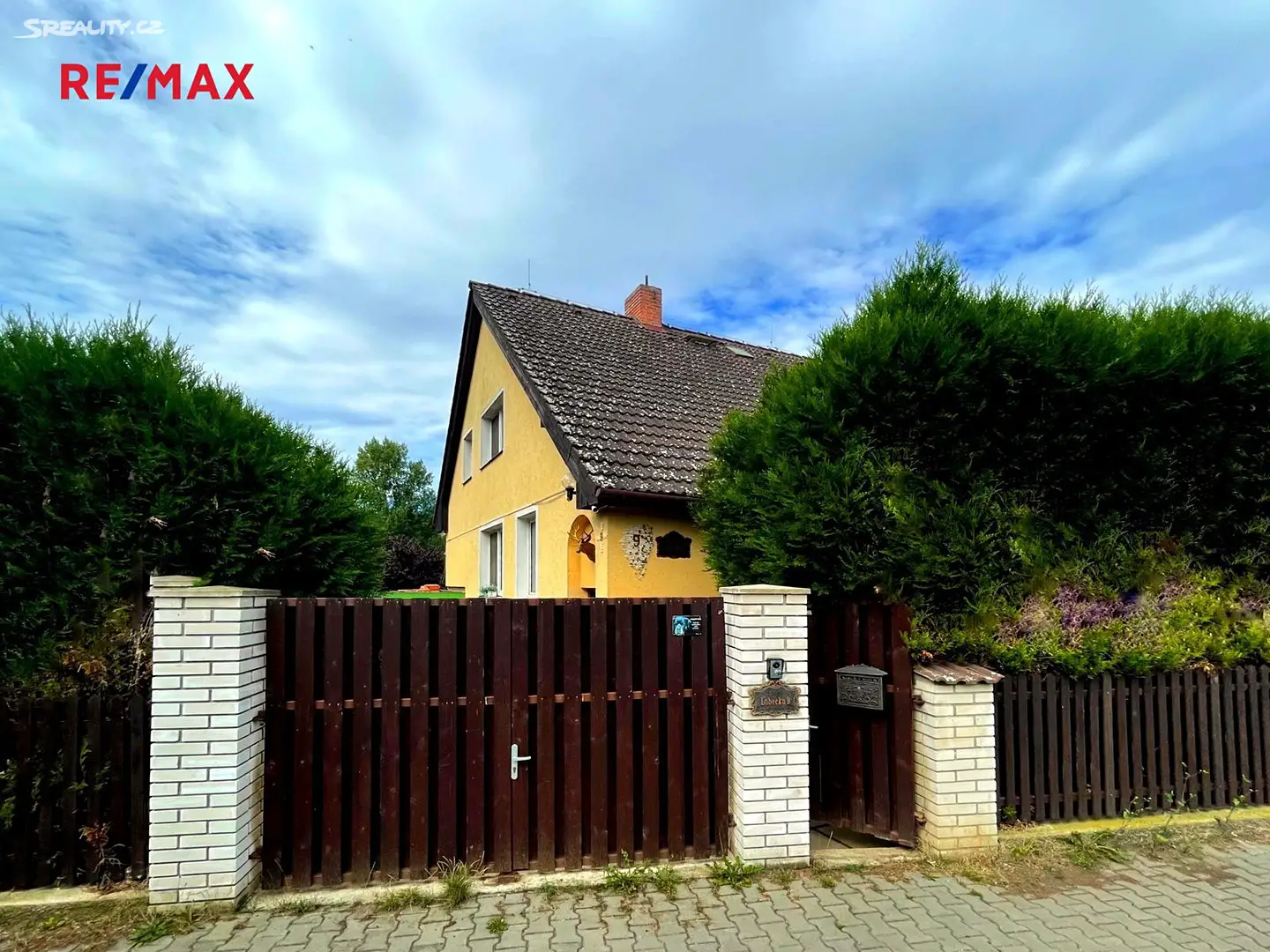 Prodej  rodinného domu 254 m², pozemek 606 m², Ve Starém Lobečku, Kralupy nad Vltavou - Lobeček
