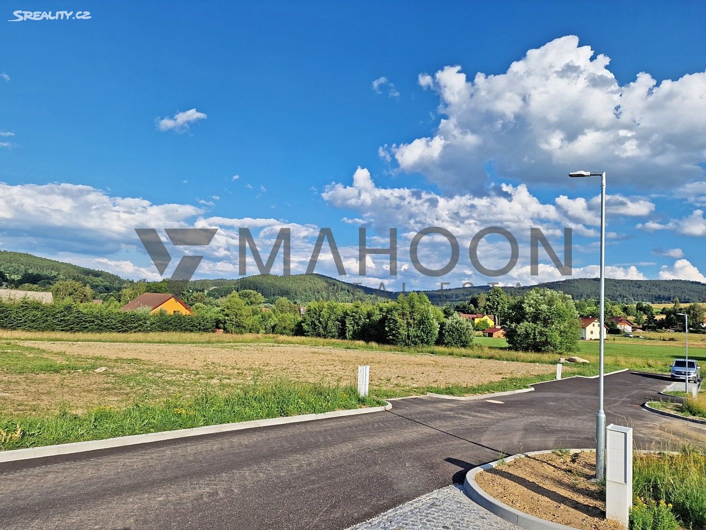 Prodej  stavebního pozemku 1 563 m², Zdíkov, okres Prachatice
