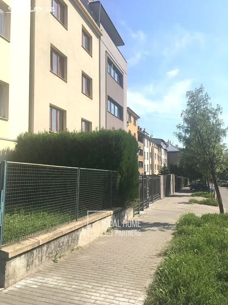 Pronájem bytu 1+1 45 m², Hoblíkova, Brno - Černá Pole