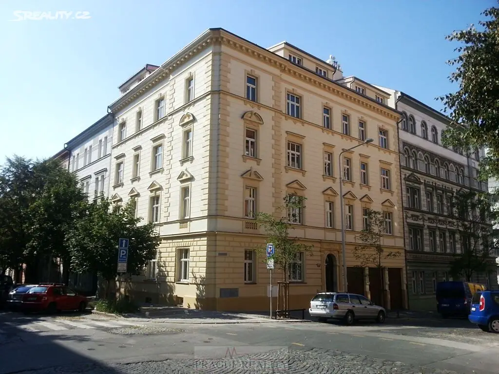 Pronájem bytu 1+kk 35 m², Domažlická, Praha 3 - Žižkov