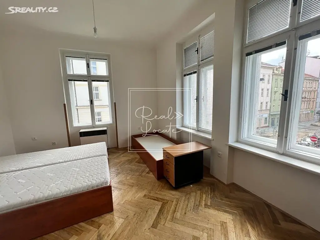 Pronájem bytu 2+1 70 m², Rumunská, Praha 2 - Vinohrady