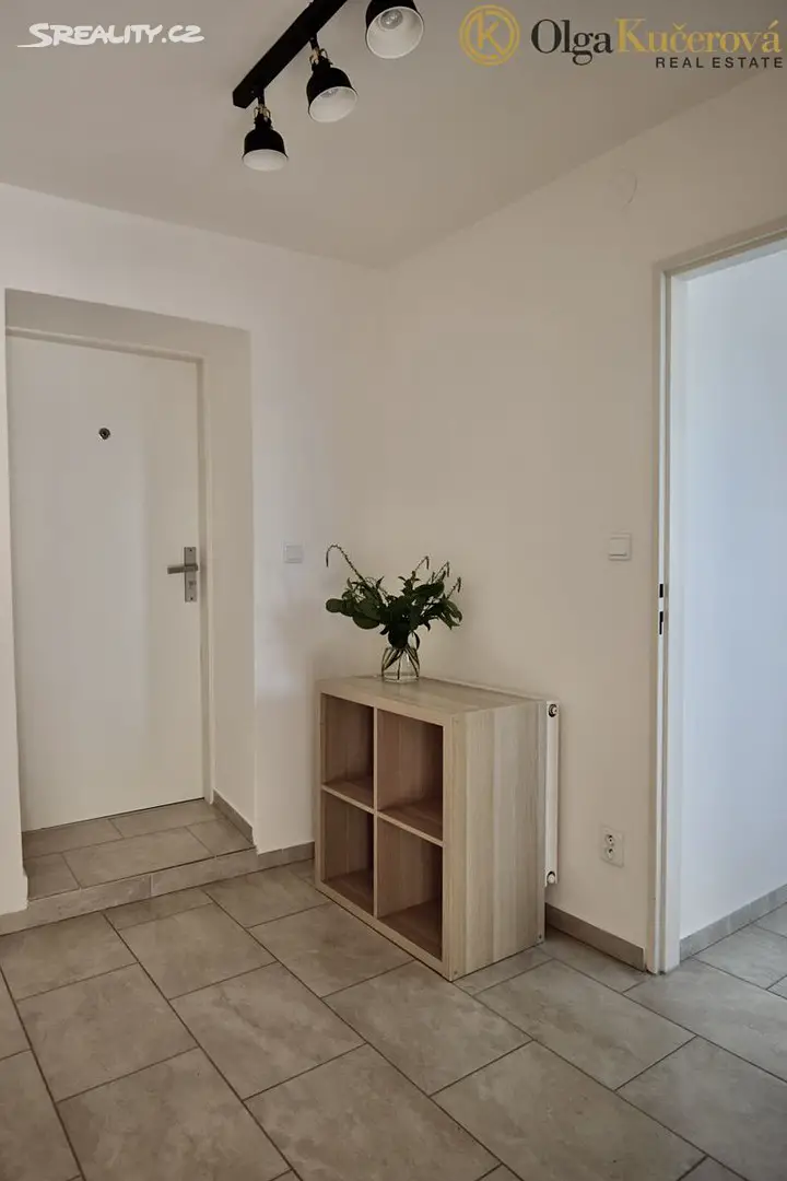 Pronájem bytu 2+kk 158 m², Zámecká, Brno - Chrlice