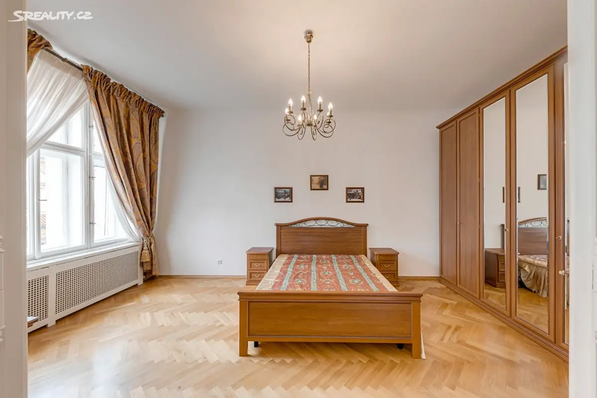 Pronájem bytu 3+1 112 m², Platnéřská, Praha 1 - Staré Město