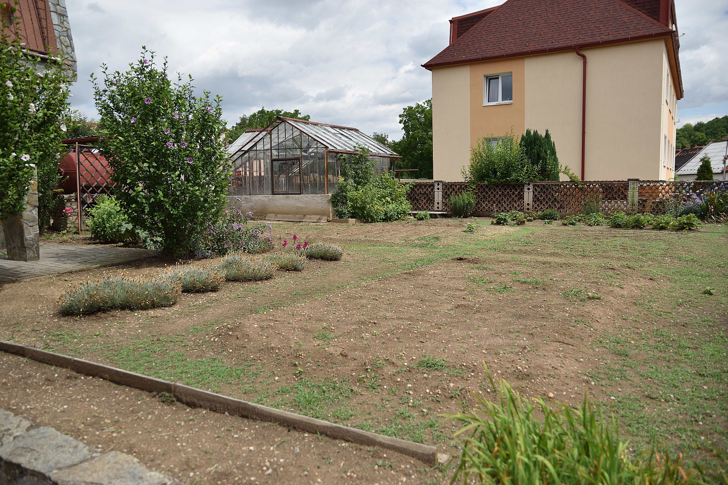 Měcholupy, okres Louny