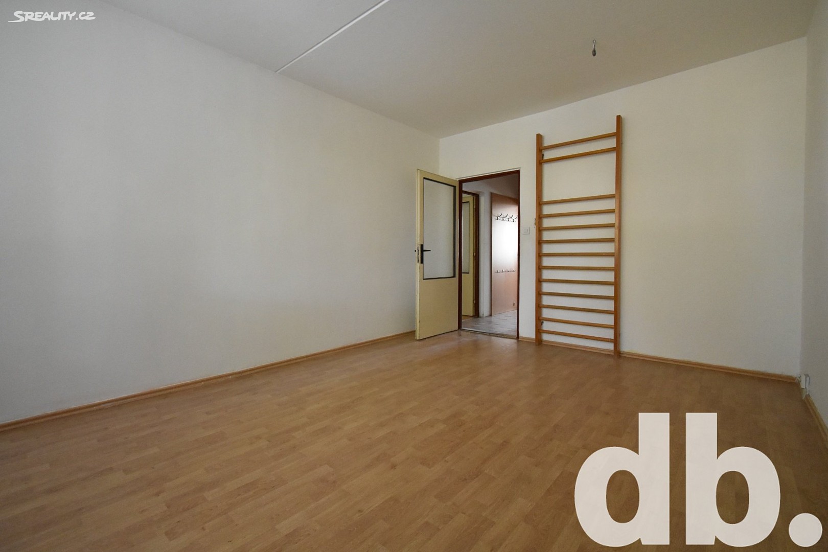 Prodej bytu 3+1 77 m², Závodu míru, Karlovy Vary - Stará Role