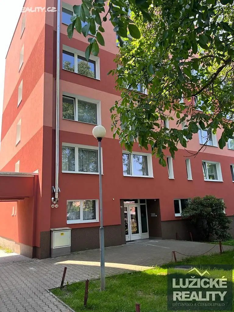 Prodej bytu 3+1 63 m², Sadová, Nový Bor