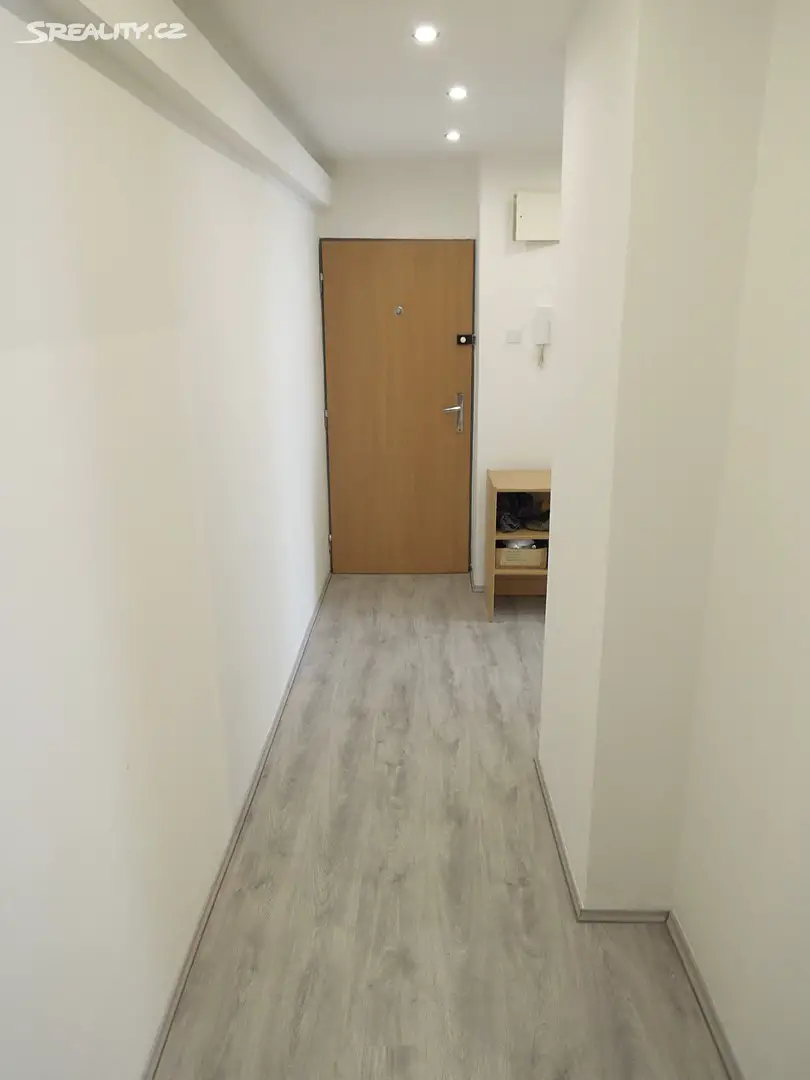 Prodej bytu 3+1 73 m², Pod Strojírnami, Praha 9 - Vysočany