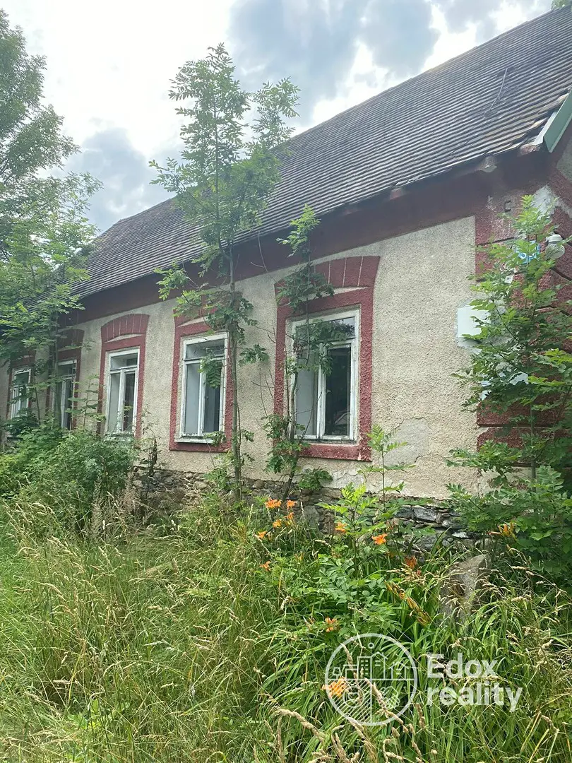 Prodej  chalupy 200 m², pozemek 1 961 m², České Lhotice, okres Chrudim