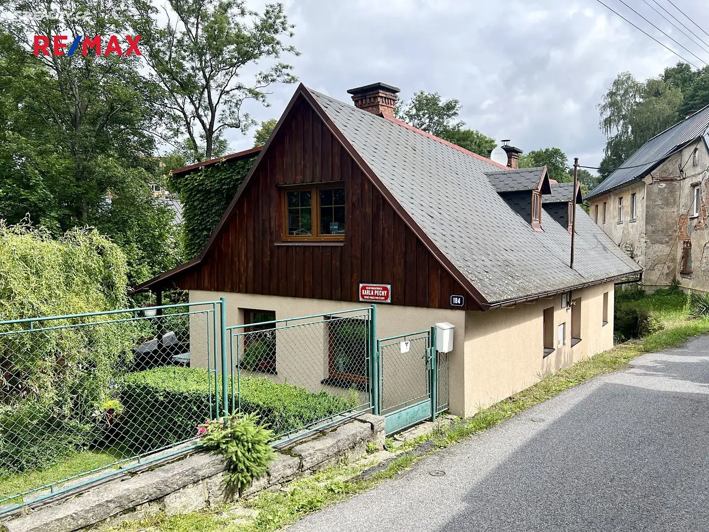 Prodej  chalupy 240 m², pozemek 324 m², Hejnice, okres Liberec