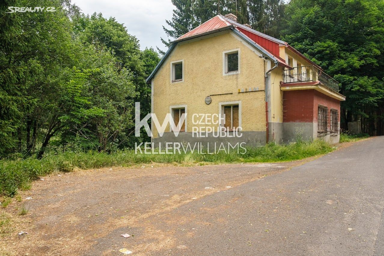 Prodej  rodinného domu 300 m², pozemek 466 m², Plzeňská, Bečov nad Teplou