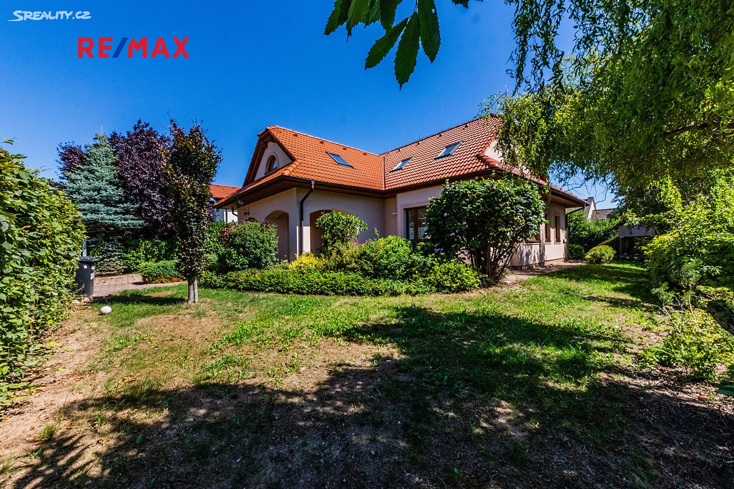 Prodej  rodinného domu 285 m², pozemek 669 m², Dubová, Horoměřice
