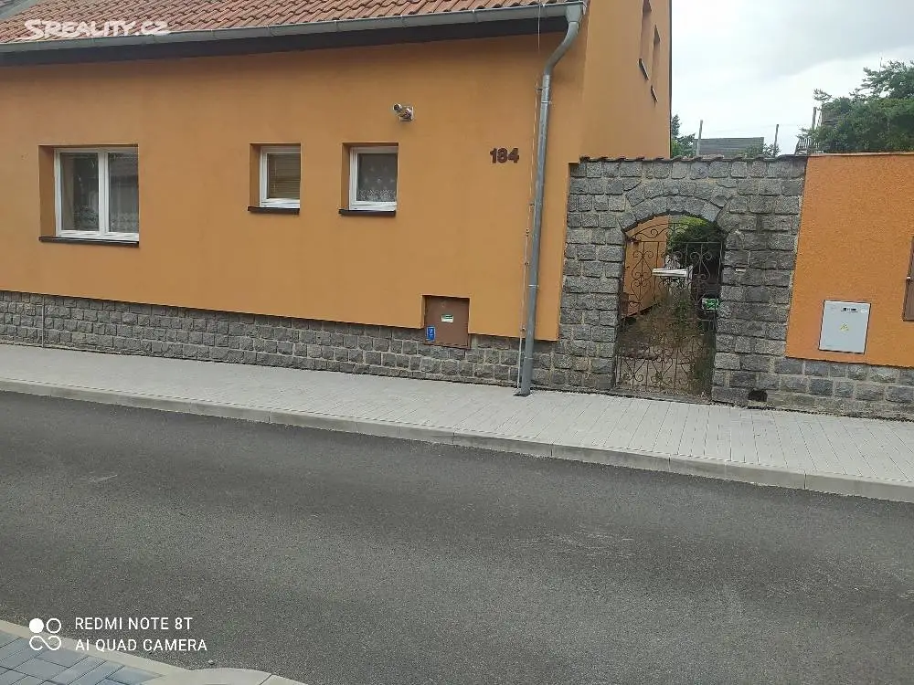 Prodej  rodinného domu 195 m², pozemek 246 m², Školská, Hřebeč