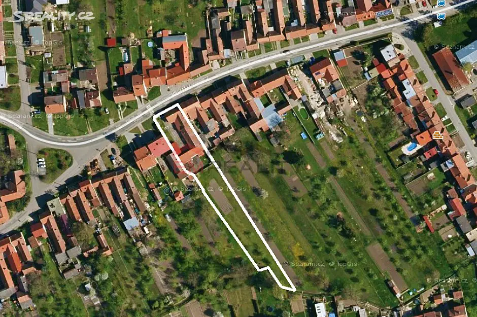 Prodej  rodinného domu 397 m², pozemek 2 351 m², Lipov, okres Hodonín