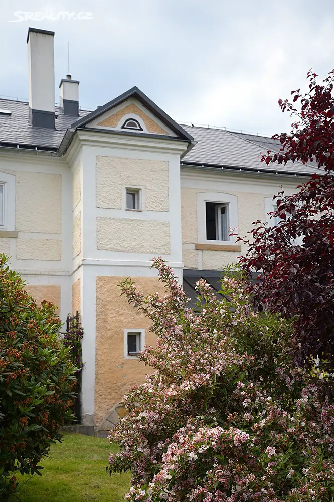 Prodej  rodinného domu 181 m², pozemek 677 m², Praha 10