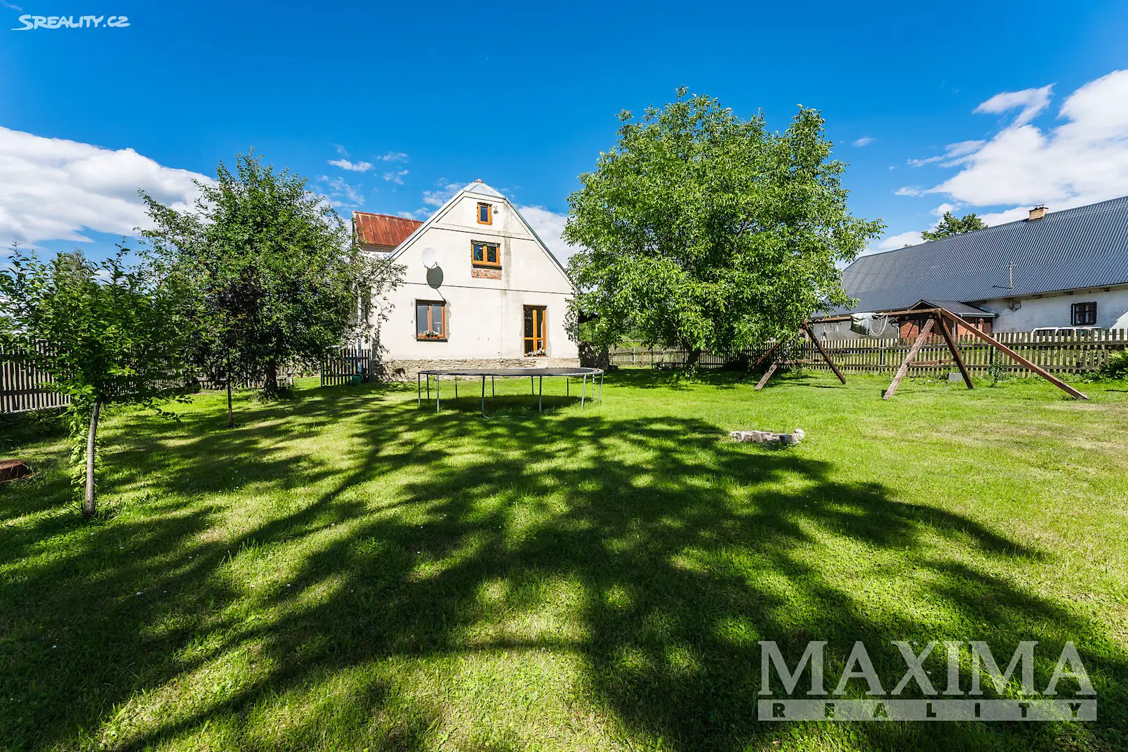 Prodej  rodinného domu 380 m², pozemek 800 m², Razová, okres Bruntál