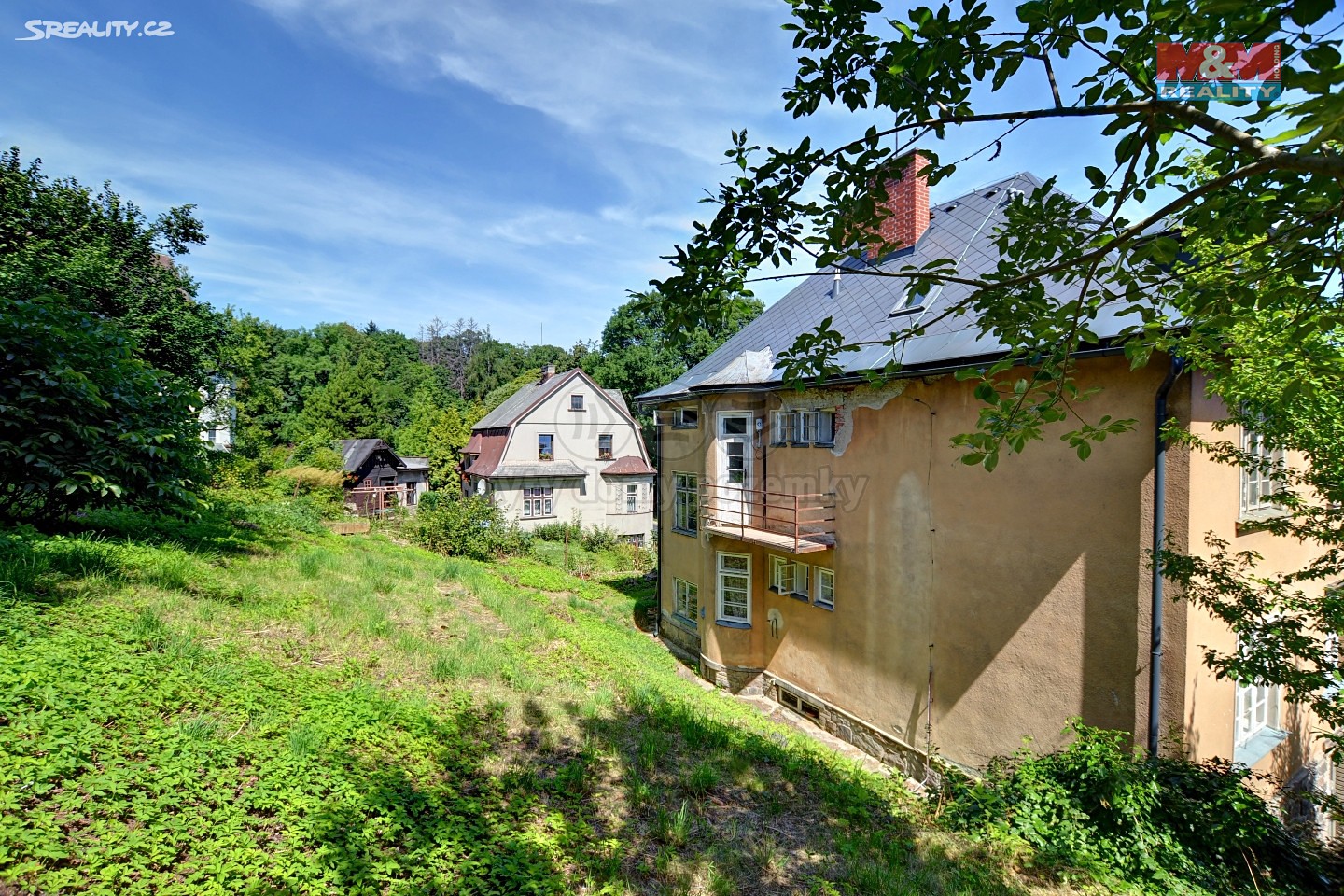 Prodej  rodinného domu 262 m², pozemek 690 m², Dobrovského, Vrchlabí