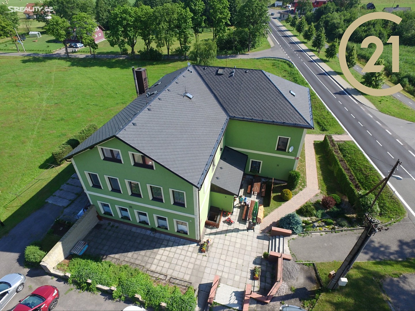Prodej  vily 1 000 m², pozemek 16 617 m², Červená Voda - Dolní Orlice, okres Ústí nad Orlicí