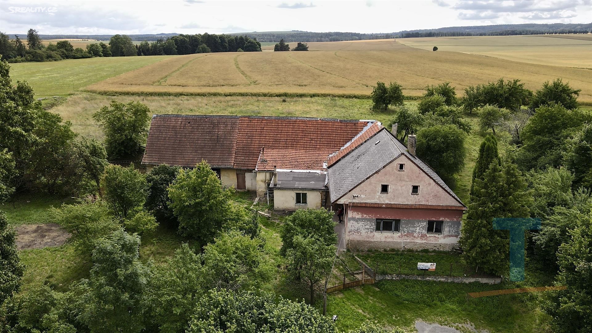 Prodej  zemědělské usedlosti 540 m², pozemek 2 384 m², Radiměř, okres Svitavy