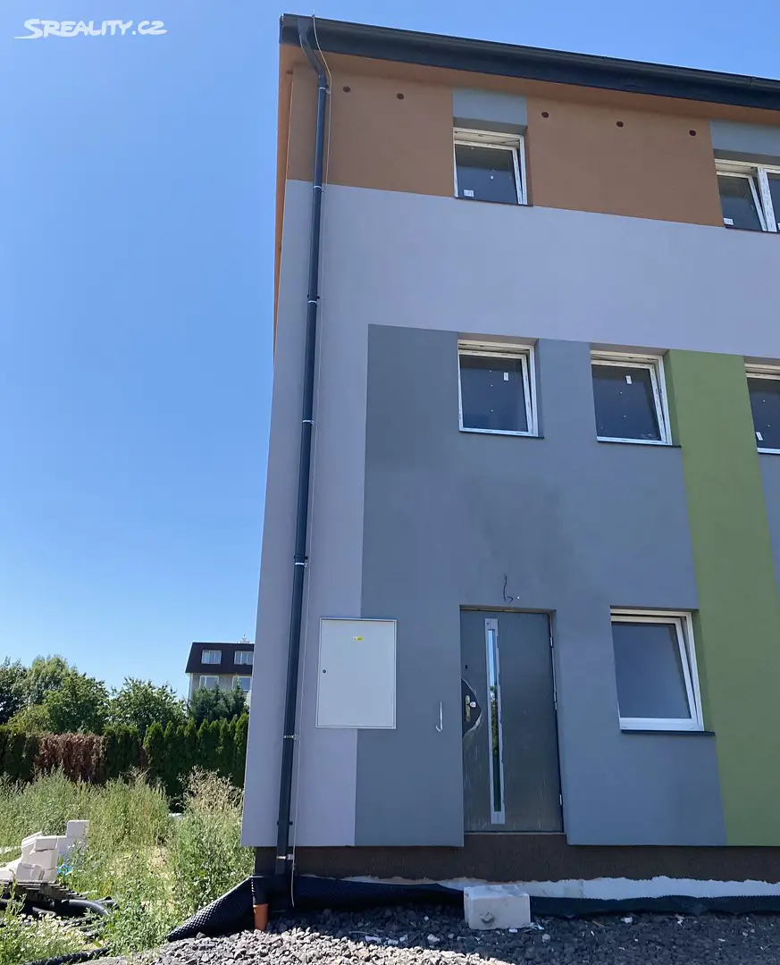 Prodej  stavebního pozemku 250 m², Malá, Hradec Králové - Pouchov
