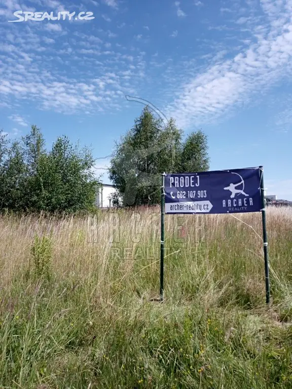 Prodej  stavebního pozemku 1 138 m², Všestary, okres Praha-východ