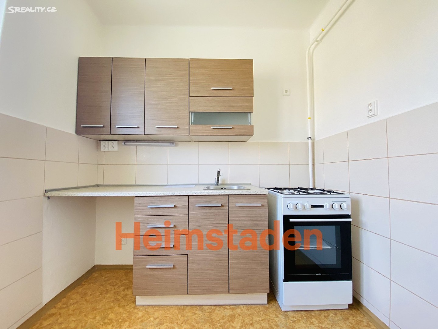 Pronájem bytu 1+1 28 m², Hlavní třída, Ostrava - Poruba