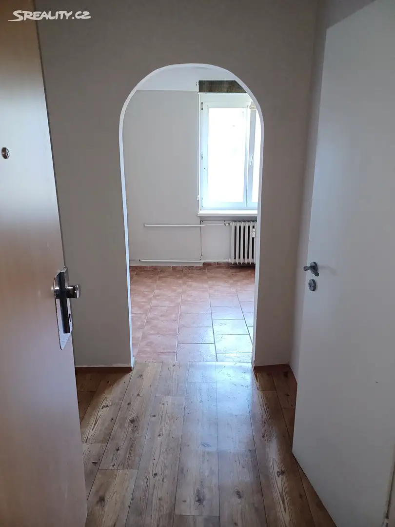Pronájem bytu 1+1 29 m², Čujkovova, Ostrava - Zábřeh