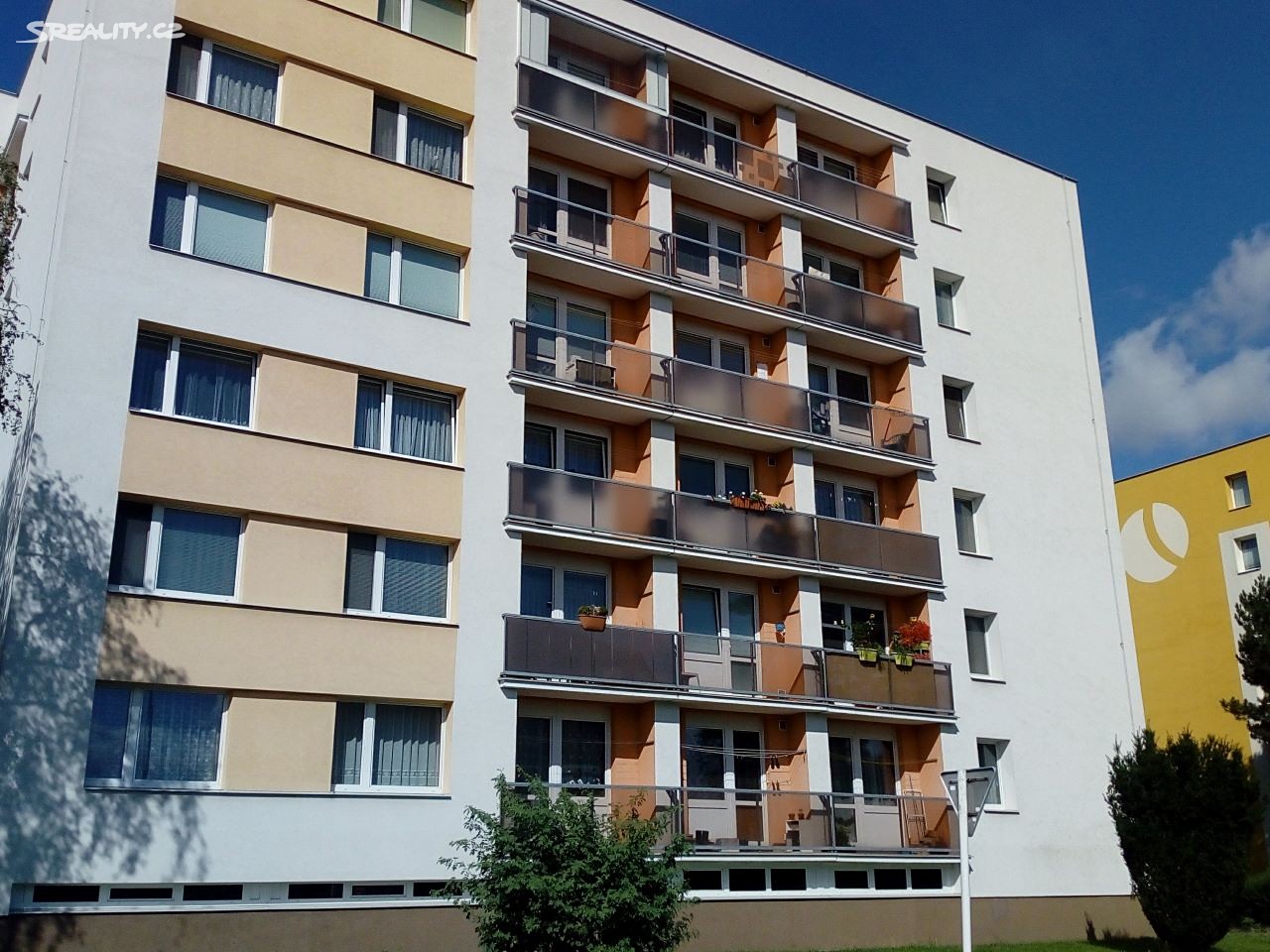 Pronájem bytu 1+kk 28 m², Hradecká, Hradec Králové - Třebeš
