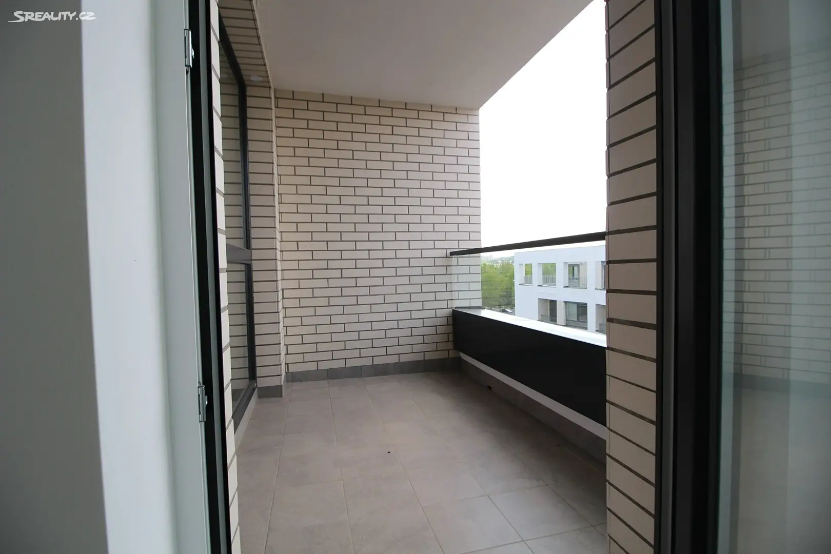 Pronájem bytu 1+kk 60 m², Františka Jansy, Praha 10 - Dolní Měcholupy