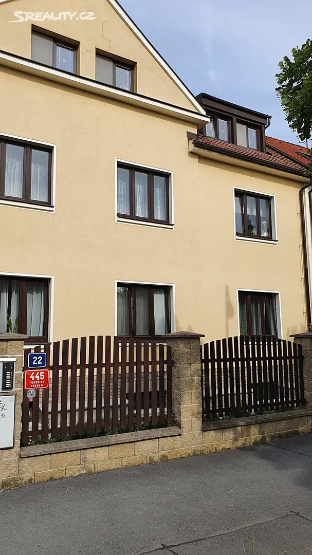 Pronájem bytu 1+kk 23 m², V Nových Vokovicích, Praha 6 - Vokovice