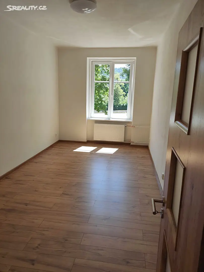 Pronájem bytu 2+1 80 m², Šmeralova, Karlovy Vary - Rybáře