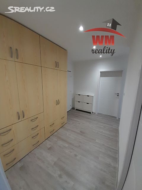 Pronájem bytu 2+1 54 m², Hlávkova, Karlovy Vary - Stará Role